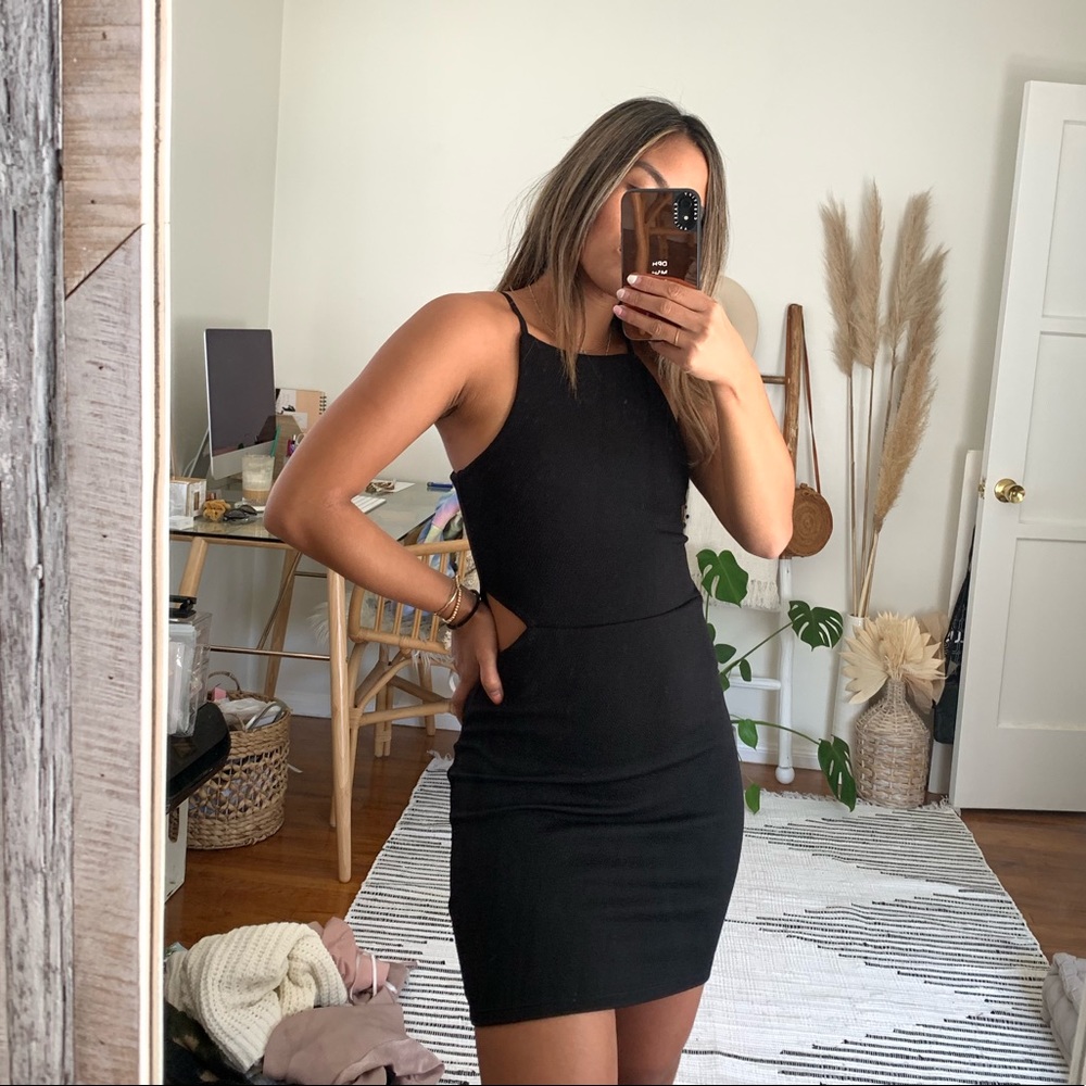 Black Bodycon Dress